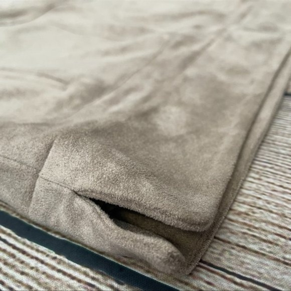 E1-- NWT hazelnut BCBGMAXAZRIA Desyree faux suede womens short mini skirt 6 $158 - Picture 6 of 10